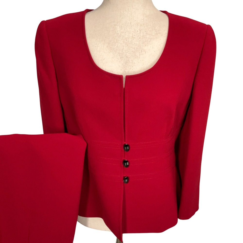 Tahari Arthur S Levine Skirt Suit Womens 8P Red Feminine Holiday Formal Timeless